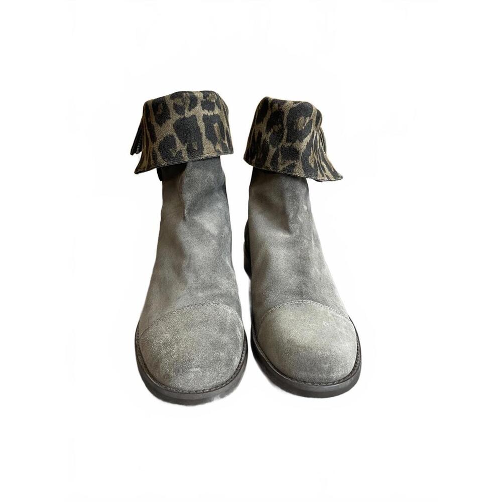 Stuart Weitzman Duluth suede boots 9 - Picture 2 of 11